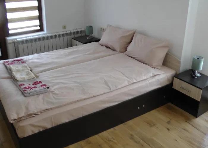 Center , Modern And Quiet Appartement *