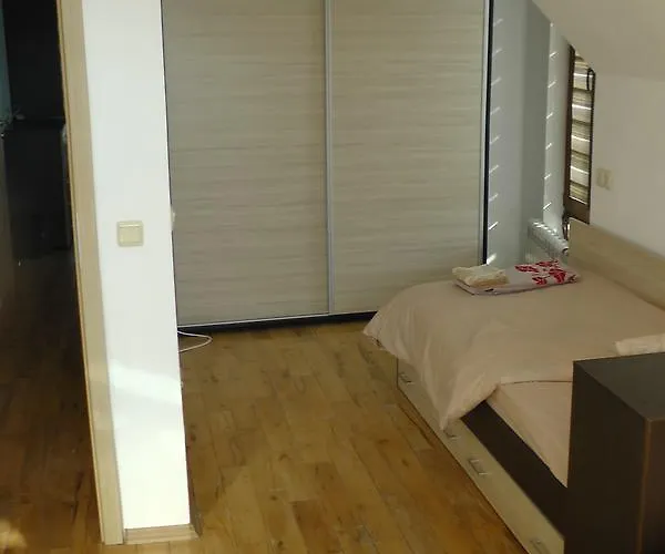 Center , Modern And Quiet Appartement Burgas