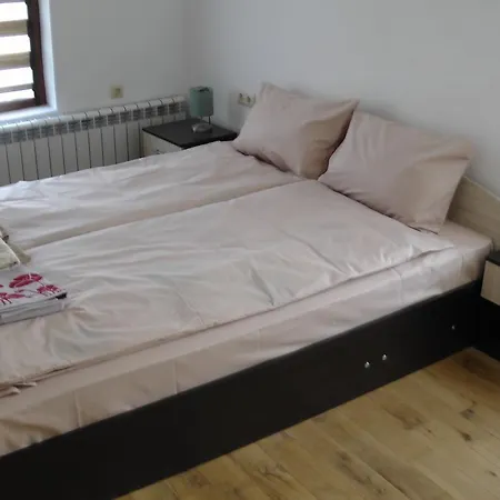 Center , Modern And Quiet Apartment *