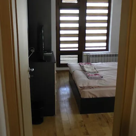 Center , Modern And Quiet Apartment Burgas