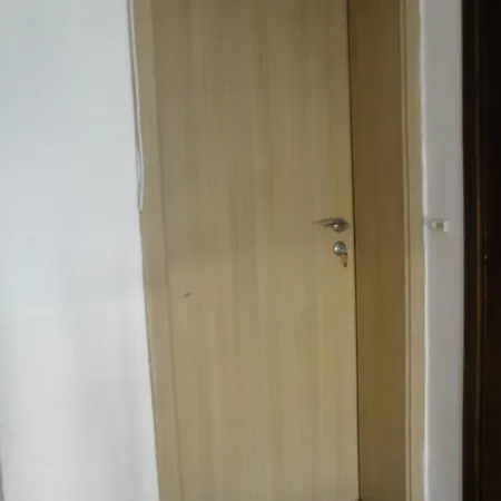 Apartment Center , Modern And Quiet *